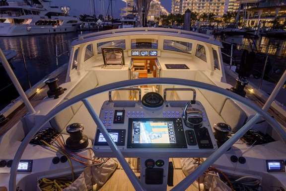 Image of CIRRUS yacht #11