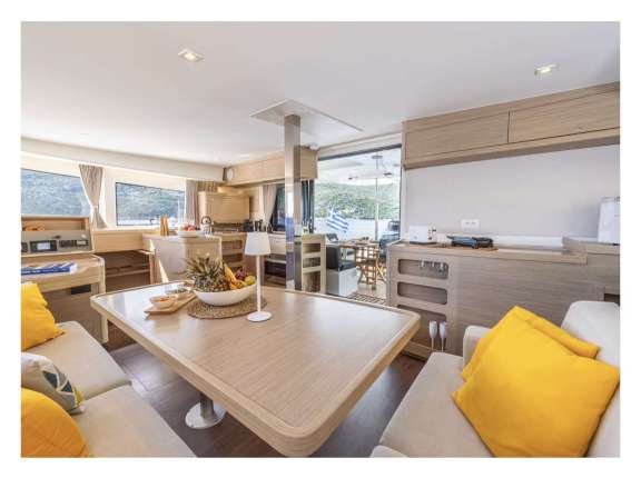 Image of LUNA yacht #11