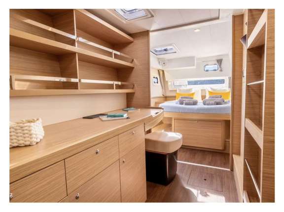 Image of LUNA yacht #13