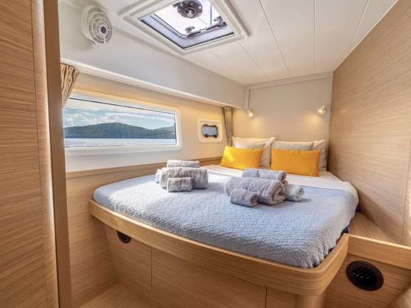 Image of LUNA yacht #17