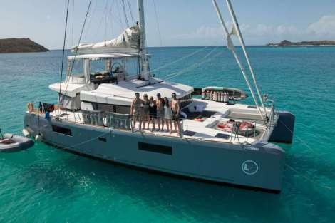 Review img # 50 of the yacht AEOLUS 77