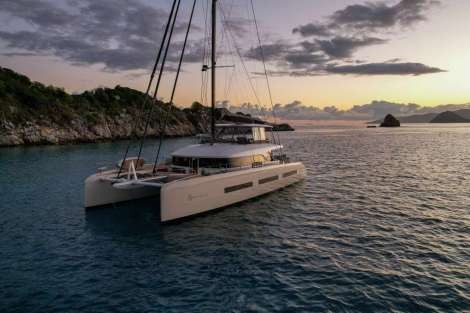 Review img # 44 of the yacht AEOLUS 77
