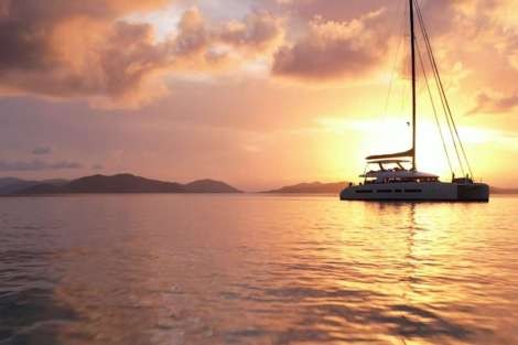 Review img # 25 of the yacht AEOLUS 77