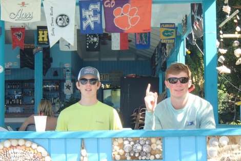 Review img # 100 of the yacht ALIZÉ