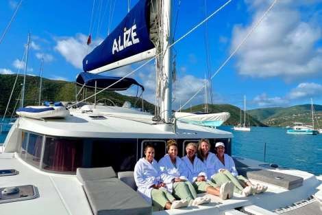 Review img # 46 of the yacht ALIZÉ