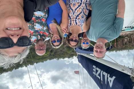 Review img # 3 of the yacht ALIZÉ