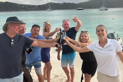 Review img # 23 of the yacht ANDIAMO