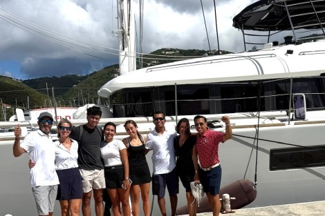 Review img # 19 of the yacht Ascension