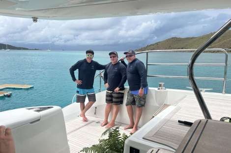 Review img # 25 of the yacht AURA