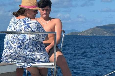 Review img # 9 of the yacht AWATEA