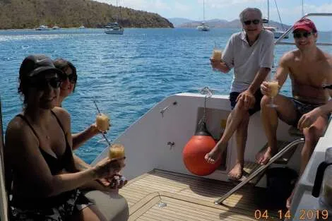 Review img # 14 of the yacht AZULIA II