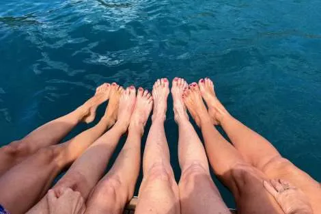 Review img # 28 of the yacht AZULIA II