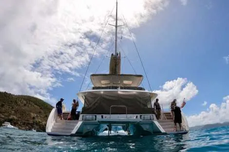 Review img # 29 of the yacht AZULIA II