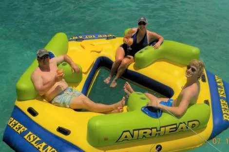 Review img # 4 of the yacht AZULIA II