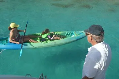 Review img # 51 of the yacht AZULIA II