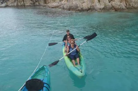 Review img # 54 of the yacht AZULIA II