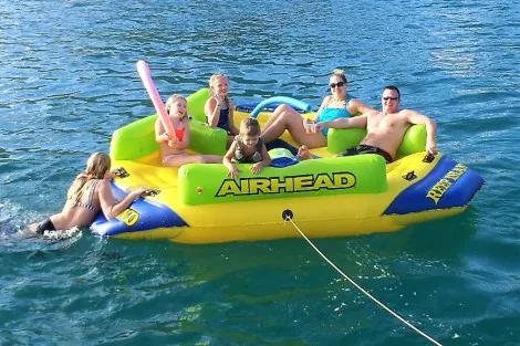 Review img # 58 of the yacht AZULIA II