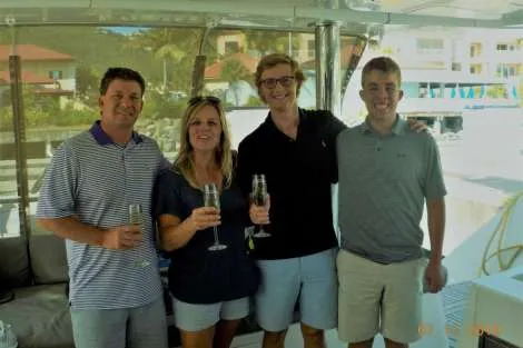 Review img # 6 of the yacht AZULIA II