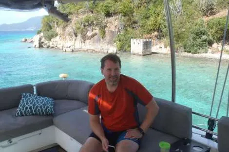 Review img # 70 of the yacht AZULIA II