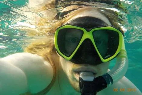 Review img # 9 of the yacht AZULIA II