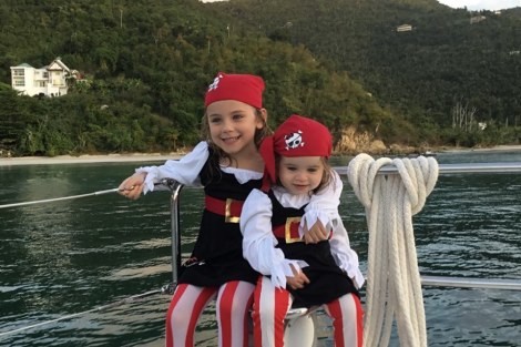 Review img # 61 of the yacht AZURIA