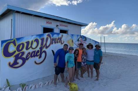 Review img # 56 of the yacht AZURIA