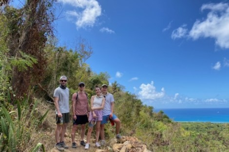 Review img # 46 of the yacht AZURIA