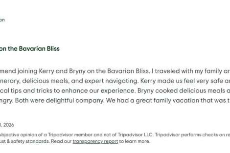 Review img # 4 of the yacht Bavarian Bliss