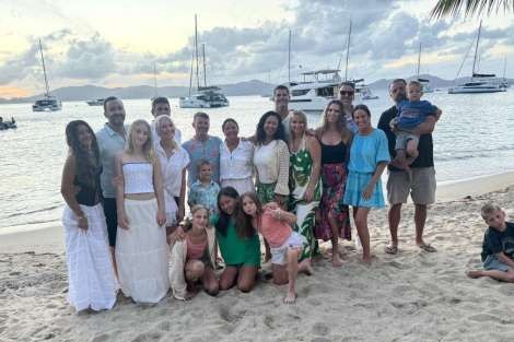 Review img # 21 of the yacht C SISTERS