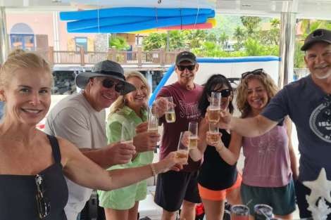 Review img # 18 of the yacht C SISTERS