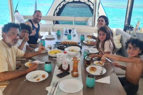 Review img # 5 of the yacht C SISTERS