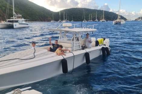 Review img # 2 of the yacht C SISTERS