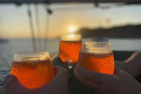 Review img # 6 of the yacht CASHMERE