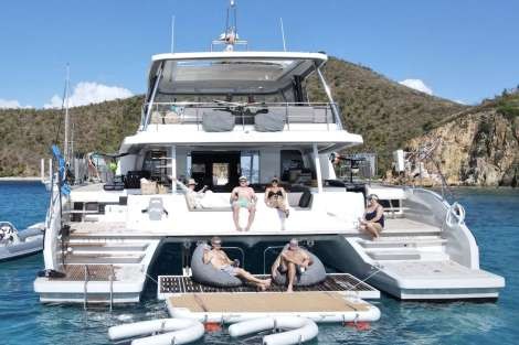 Review img # 24 of the yacht C’EST LA VIE