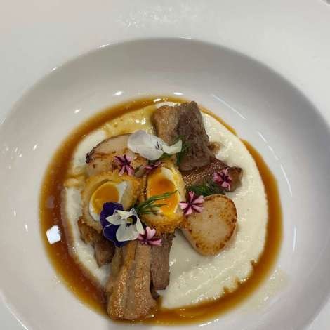 Food onboard CHILLIN’ HUT # 7