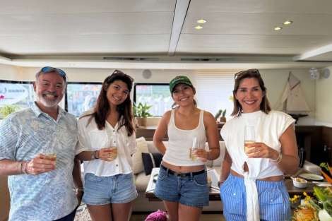 Review img # 6 of the yacht DRAGONFLY