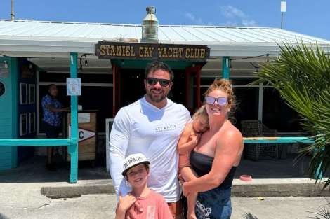 Review img # 2 of the yacht DRIFT (Formerly Location)