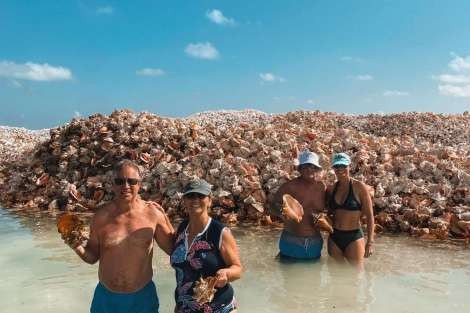 Review img # 61 of the yacht EARNOUT