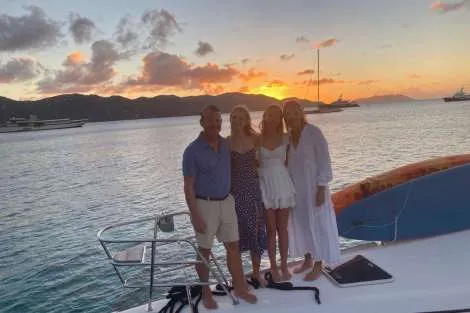 Review img # 41 of the yacht ELYSIUM