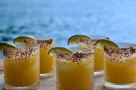 Review img # 29 of the yacht EVENSTAR