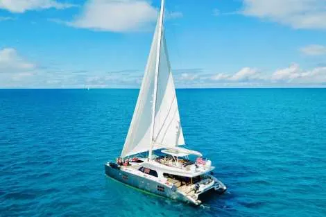 Review img # 2 of the yacht EXCESS