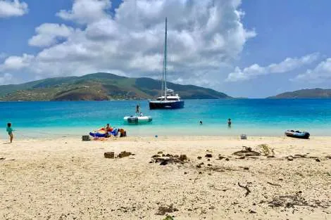Review img # 7 of the yacht EXCESS