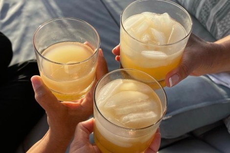 Review img # 13 of the yacht FOXY LADY