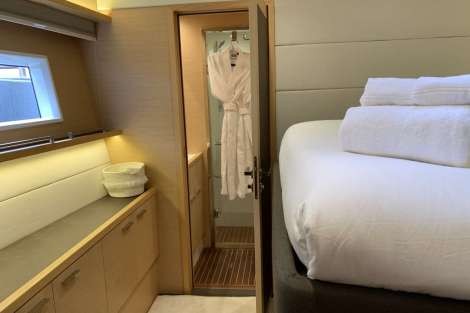 Review img # 11 of the yacht HULYA