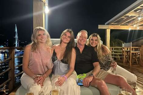 Review img # 3 of the yacht IARA