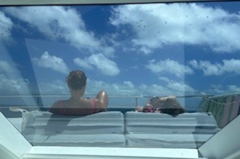 Review img # 2 of the yacht INDIGO