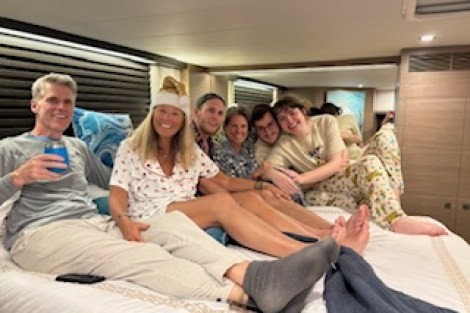 Review img # 2 of the yacht INDIGO