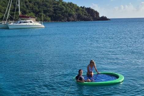 Review img # 5 of the yacht KNOT 5280