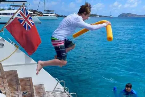 Review img # 16 of the yacht LADY FIONA