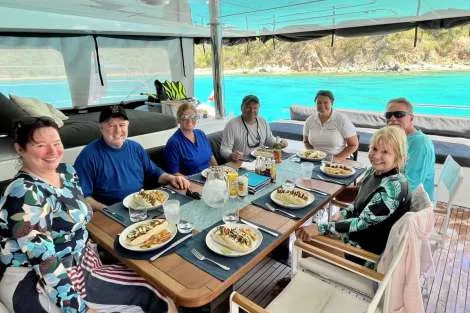 Review img # 17 of the yacht LADY FIONA